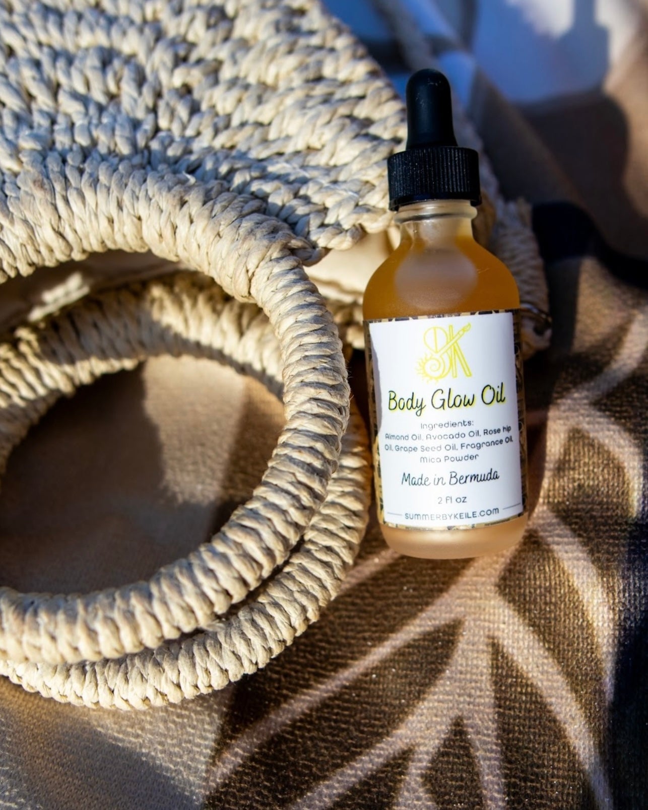 Body glow oil
